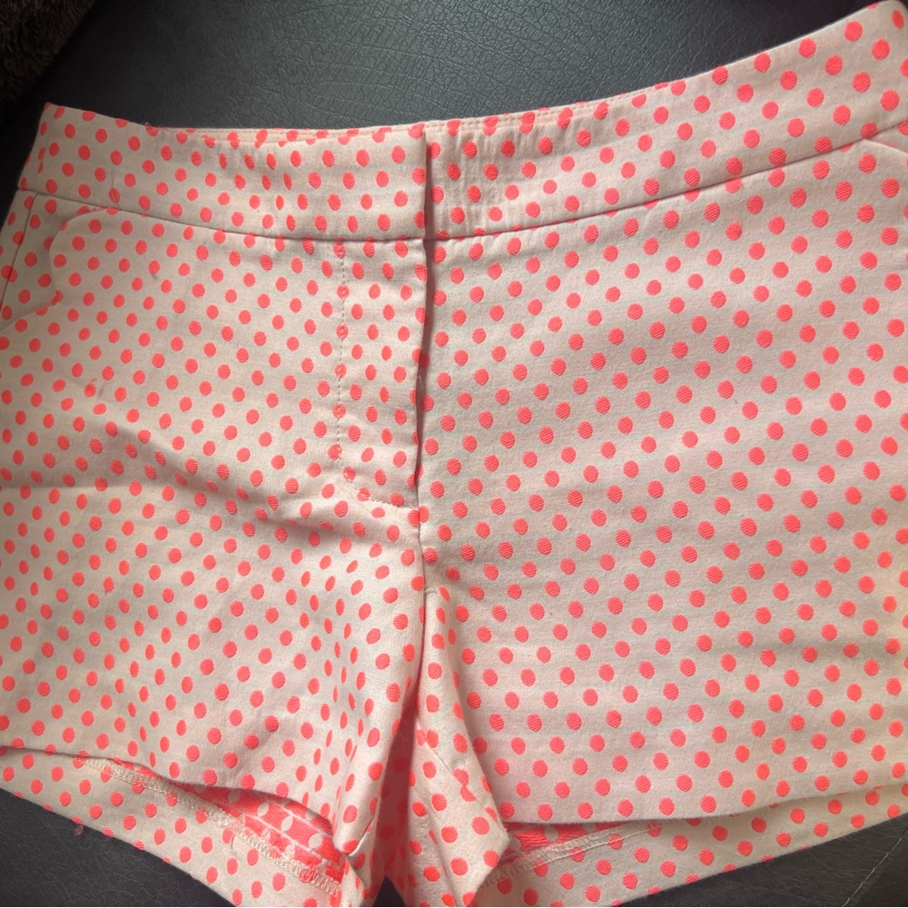 J.Crew scallop pockets short pink in polkadot size gently used